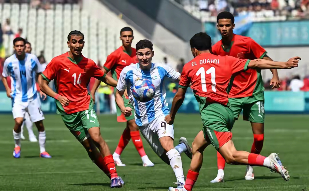 南美足球豪门强强对决，球迷期待精彩比赛的简单介绍