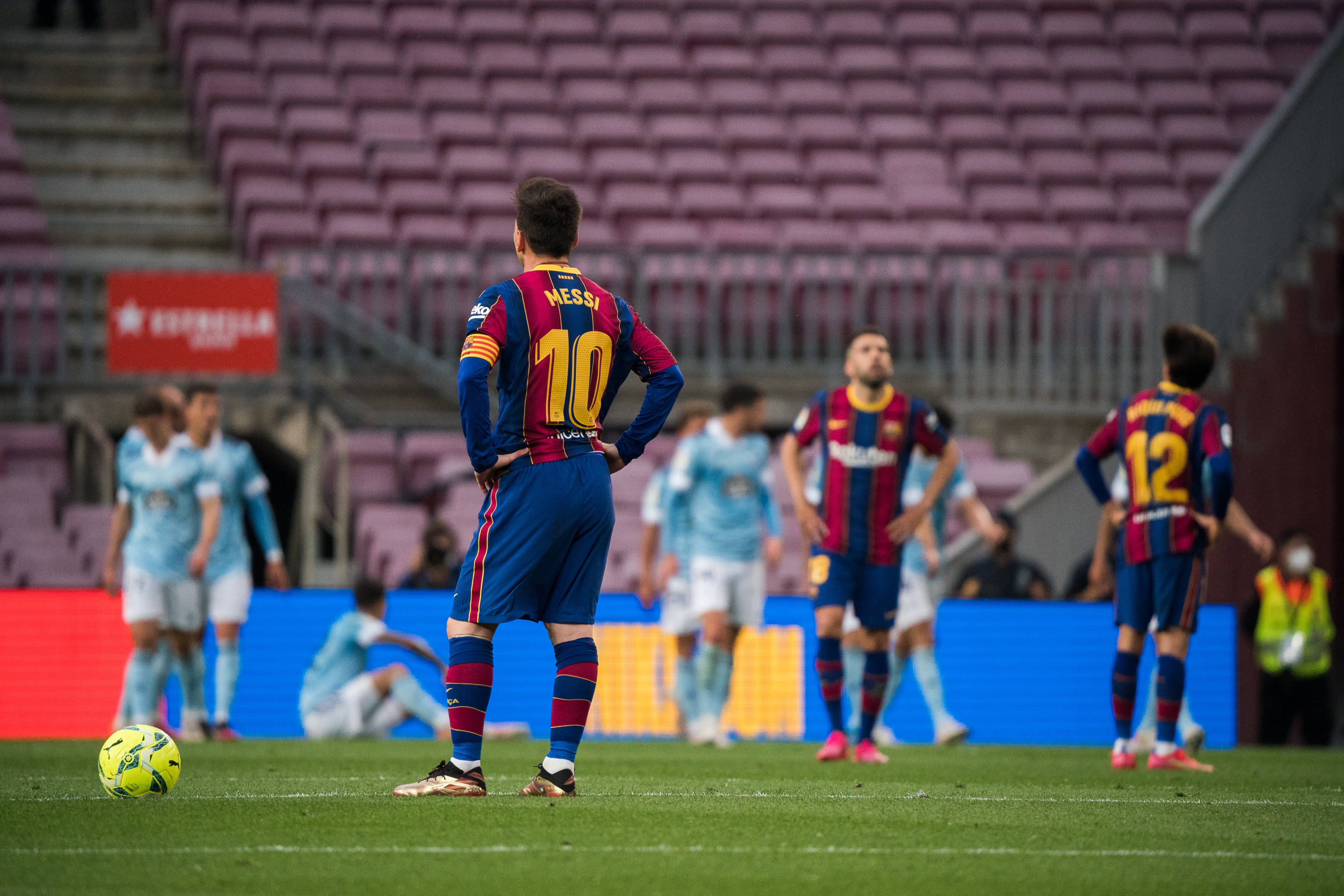 巴萨无奈战平，球队士气受挫失分