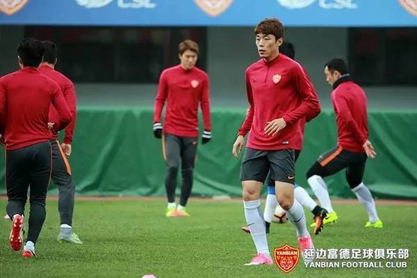 延边连续不败,主教练期待球员全力以赴备战未来比赛 延边连续不败,主教练期待球员全力以赴备战未来比赛
