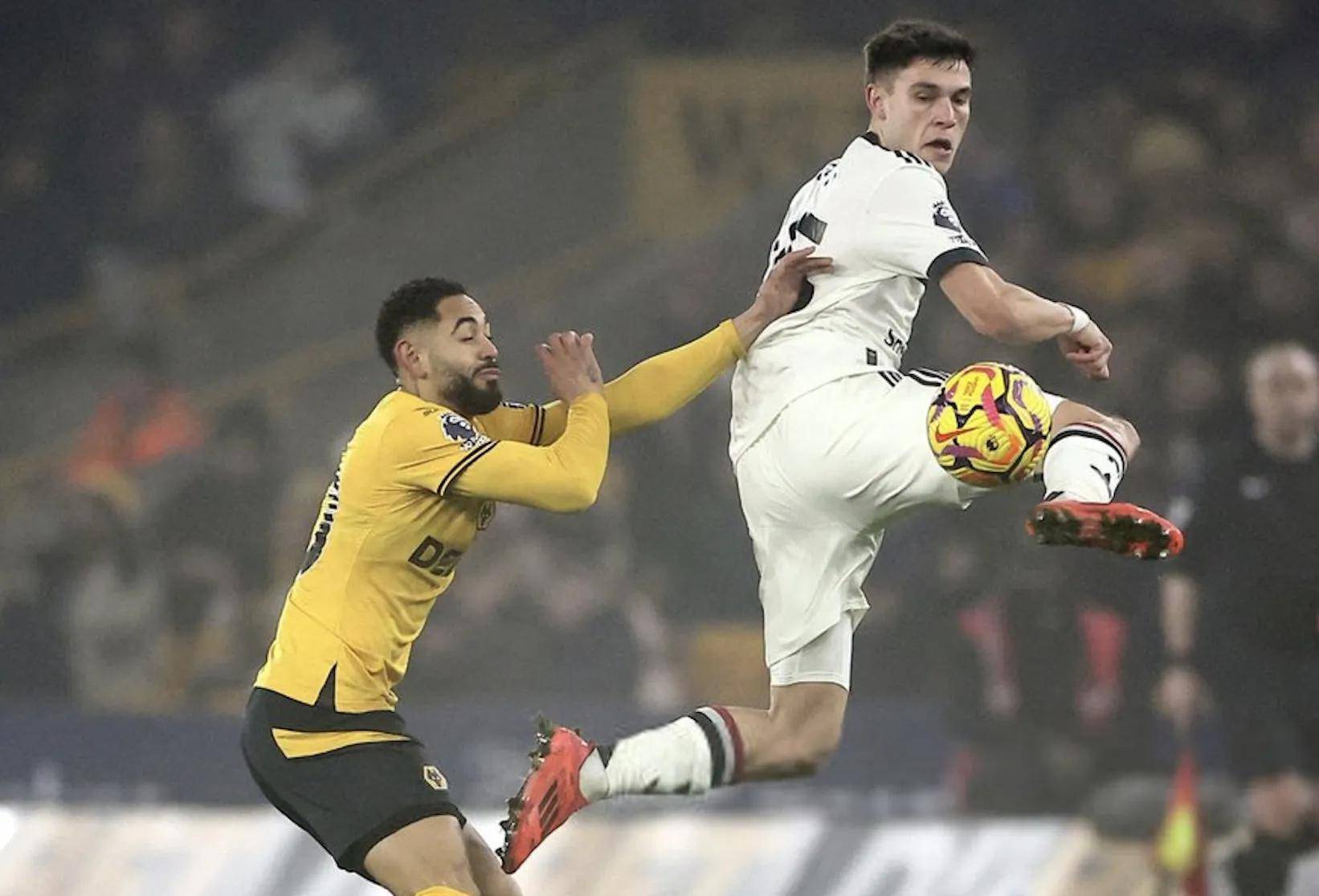 狼队客场逼平斯旺西，保持积分榜上升的简单介绍