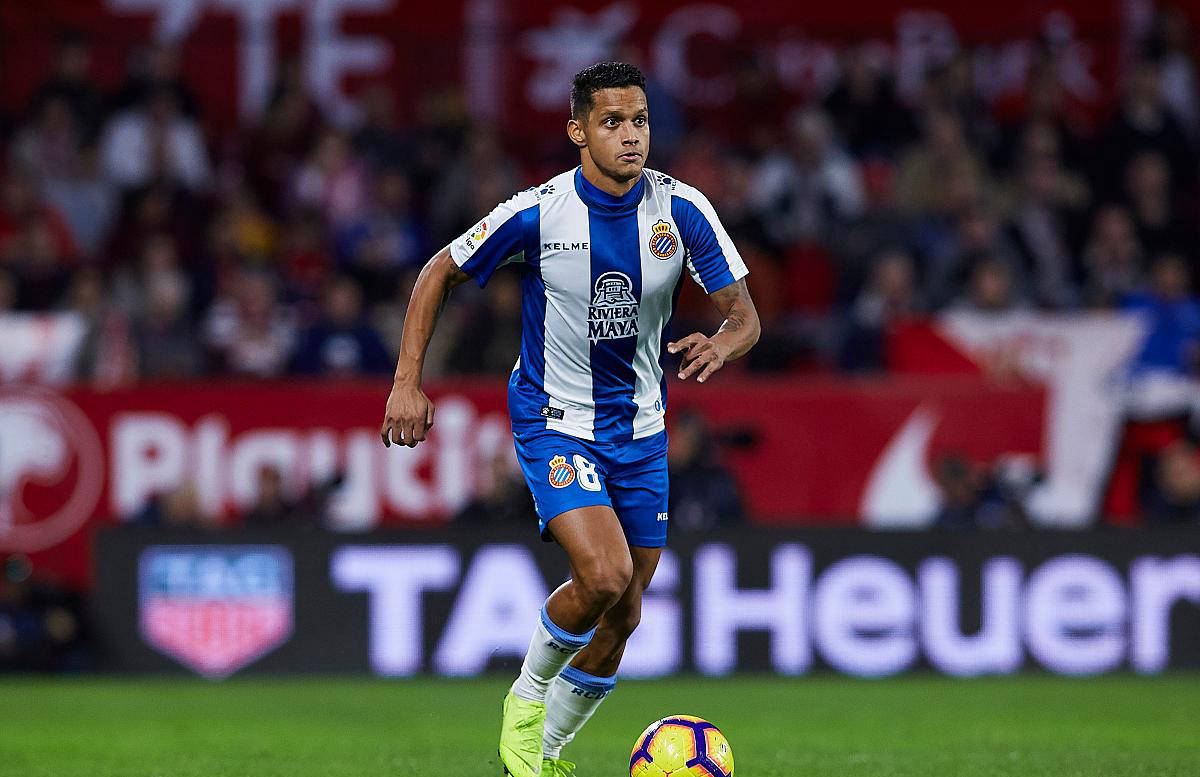 关于斯帕尔主场战胜桑普多利亚，实现保级突围的信息