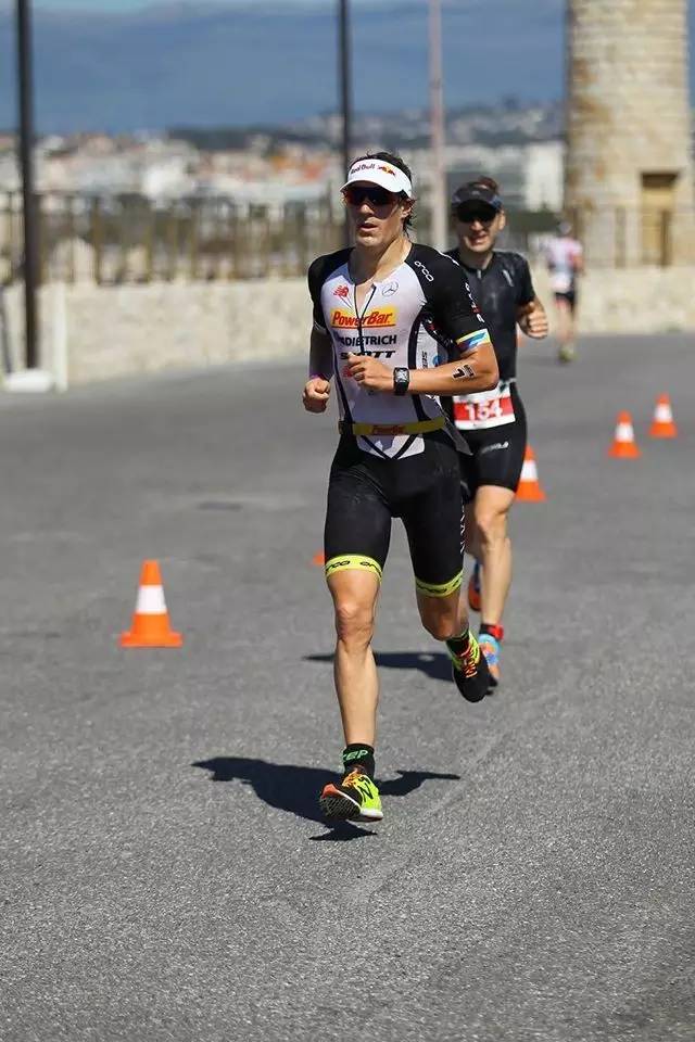 最终胜利在望，团结一心，力挽狂澜的简单介绍