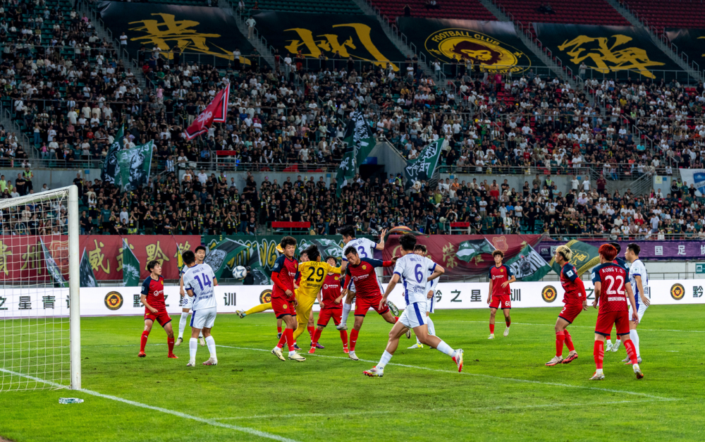 比赛中有惊无险,球队成功保持领先 比赛中有惊无险,球队成功保持领先