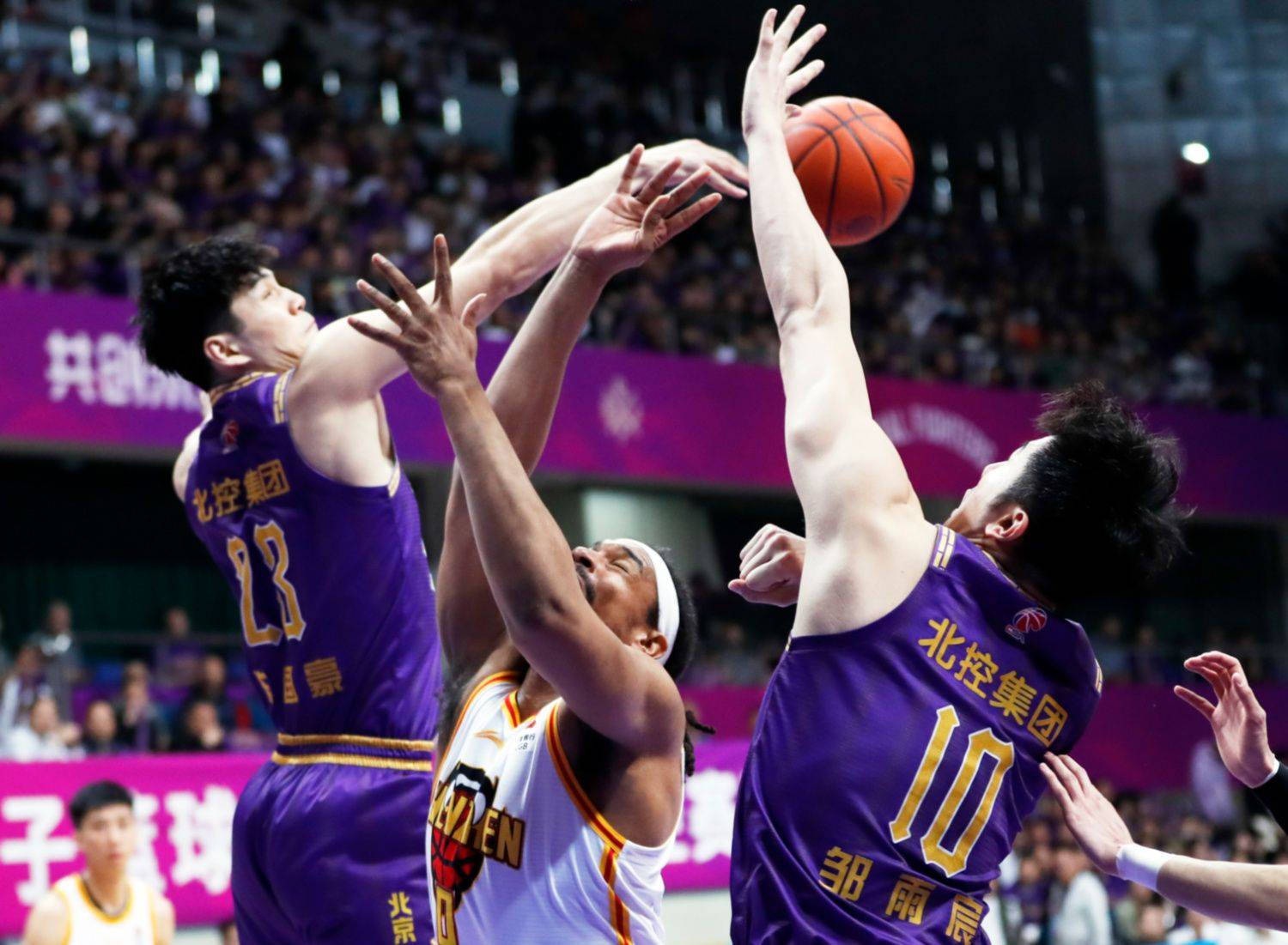 大庆队客场击败北控,开启连胜模式 大庆队客场击败北控,开启连胜模式