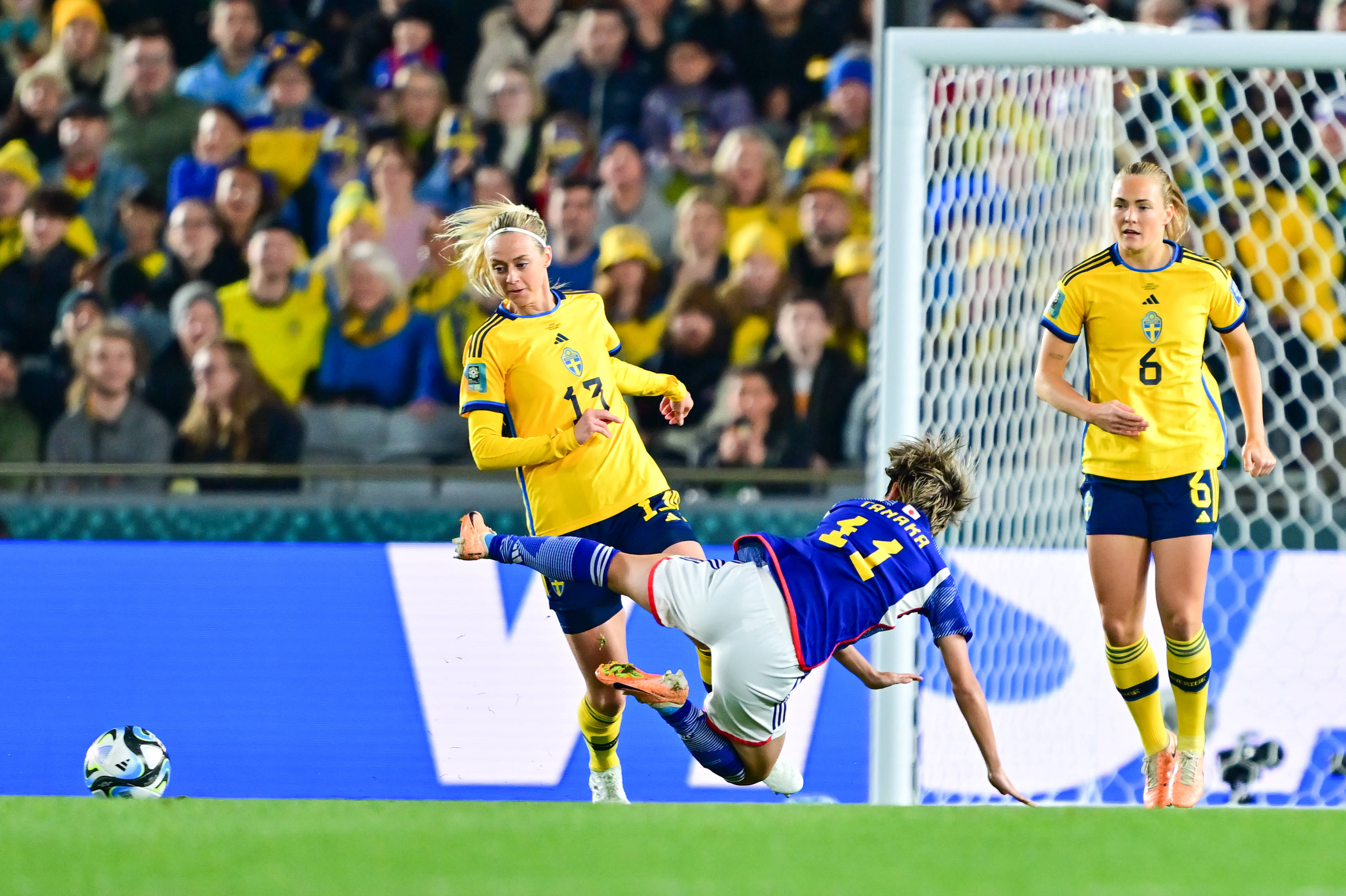 瑞典女足在友谊赛中取得胜利