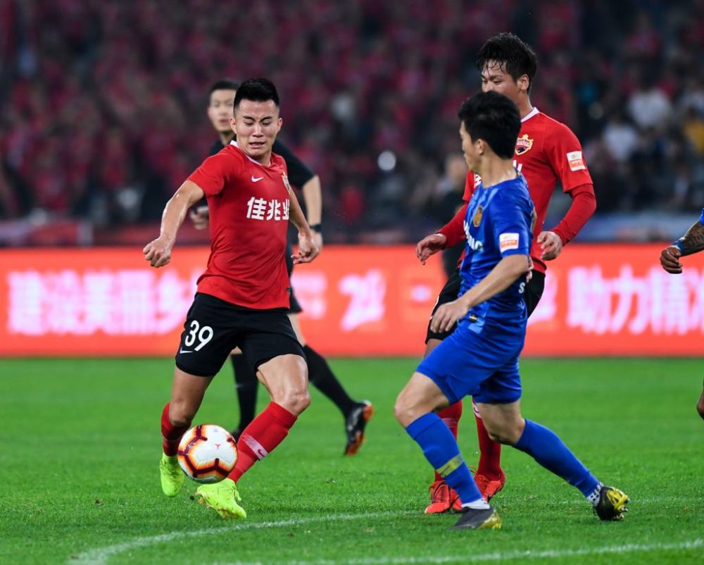 包含深圳佳兆业惨败，保级形势堪忧的词条