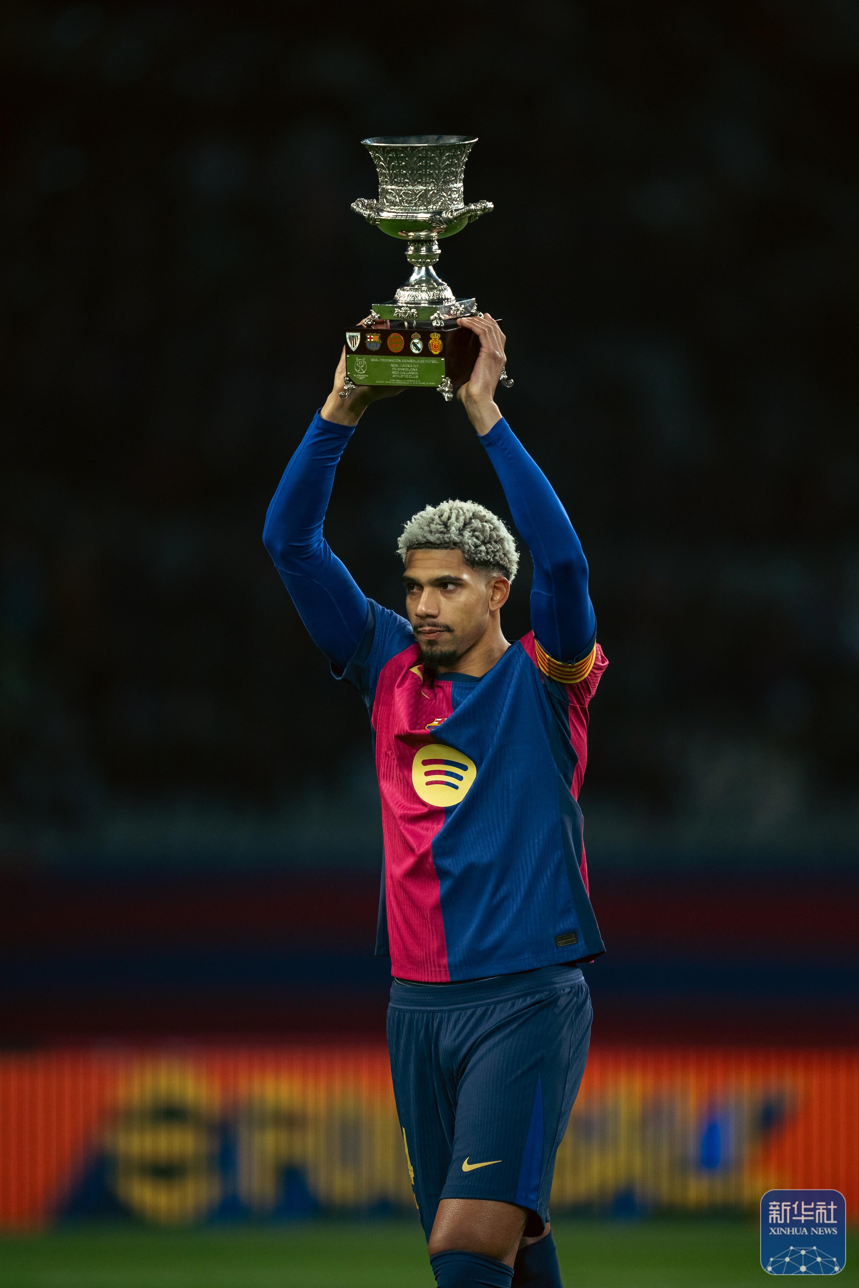 开云体育官网-西班牙男篮夺冠:欧洲冠军联赛夺冠决赛胜出