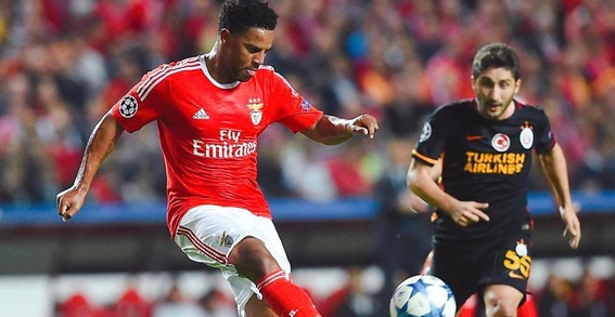 开云官网-卢顿客场失利，遭受惨重打击！