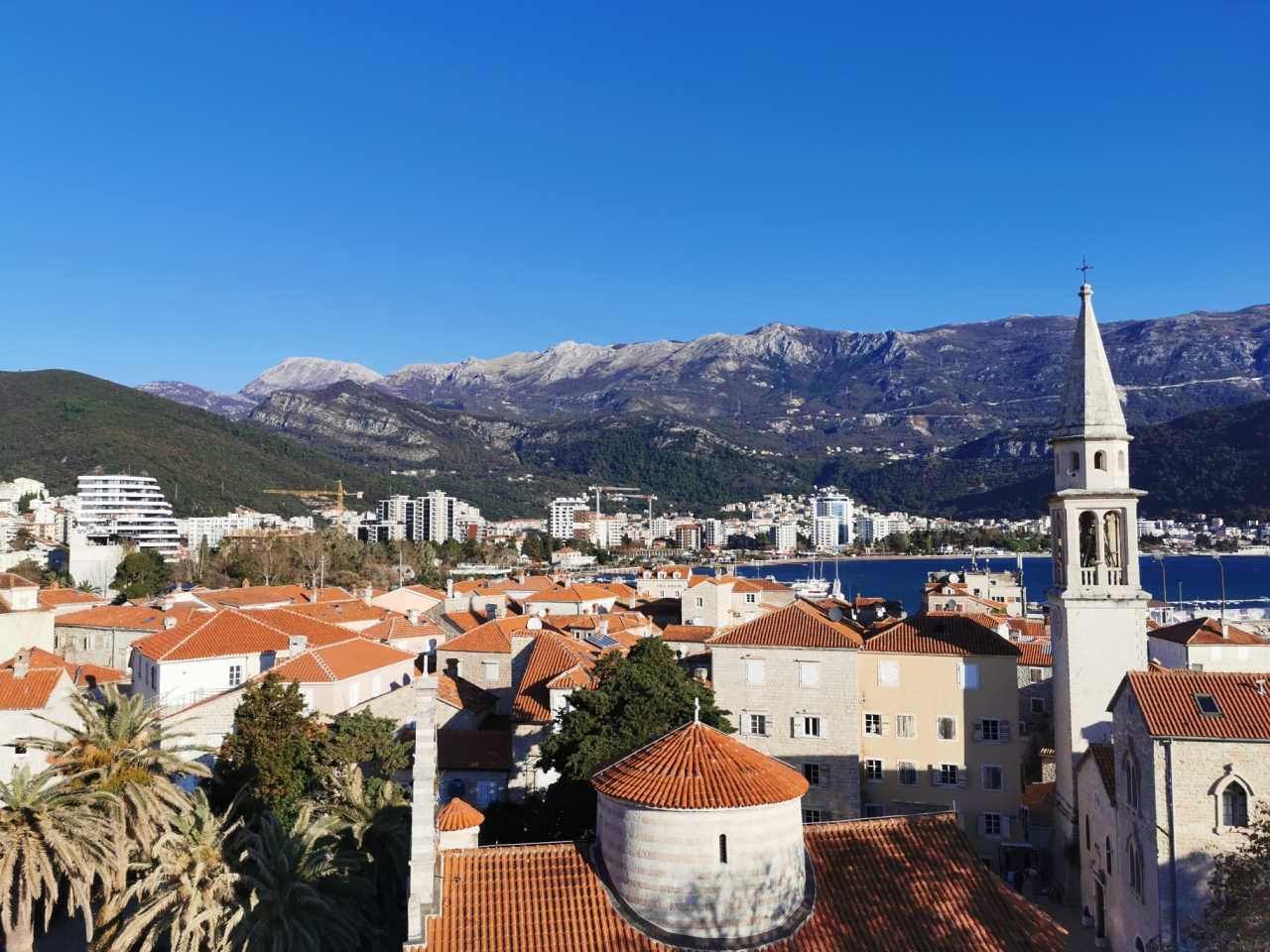 塞尔维亚前锋破门，带领球队战胜波黑的简单介绍