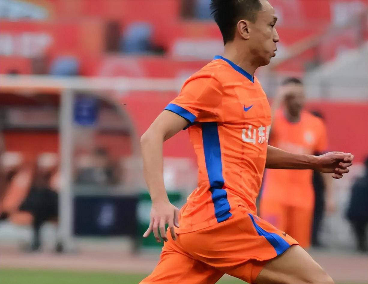 开云体育官方网站-教练团队调整战术，球队表现大幅提升