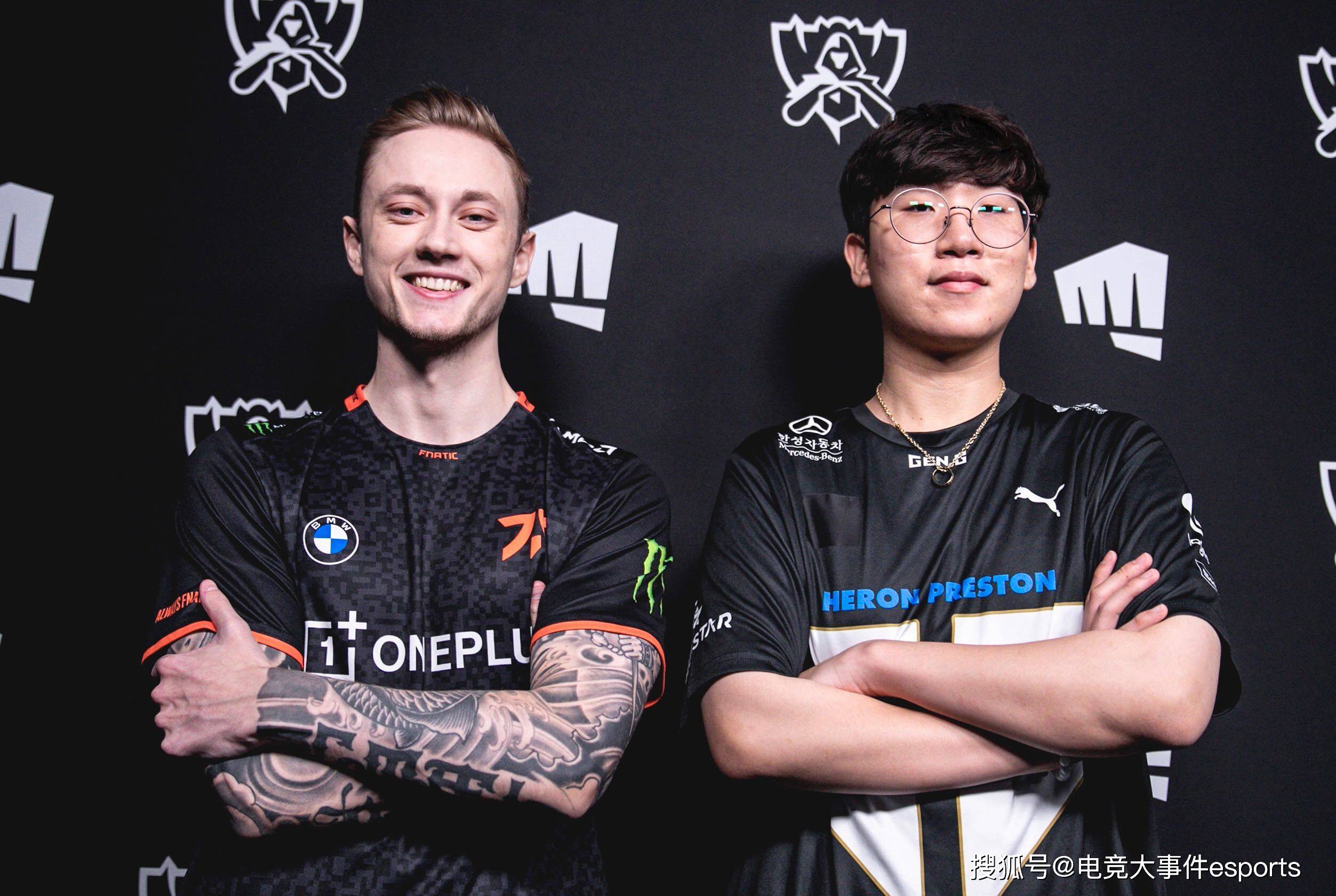 广岛三箭主场告捷，小组第一抢先锋