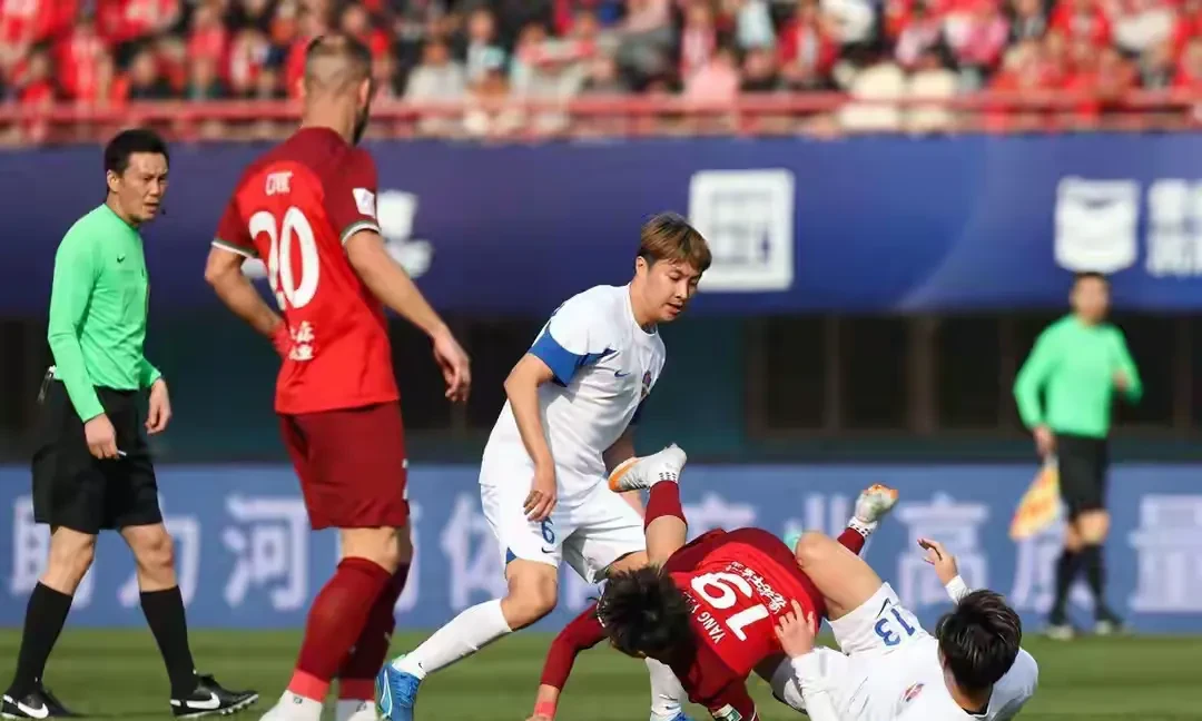 开云体育下载-河南队力克对手，取得关键胜利