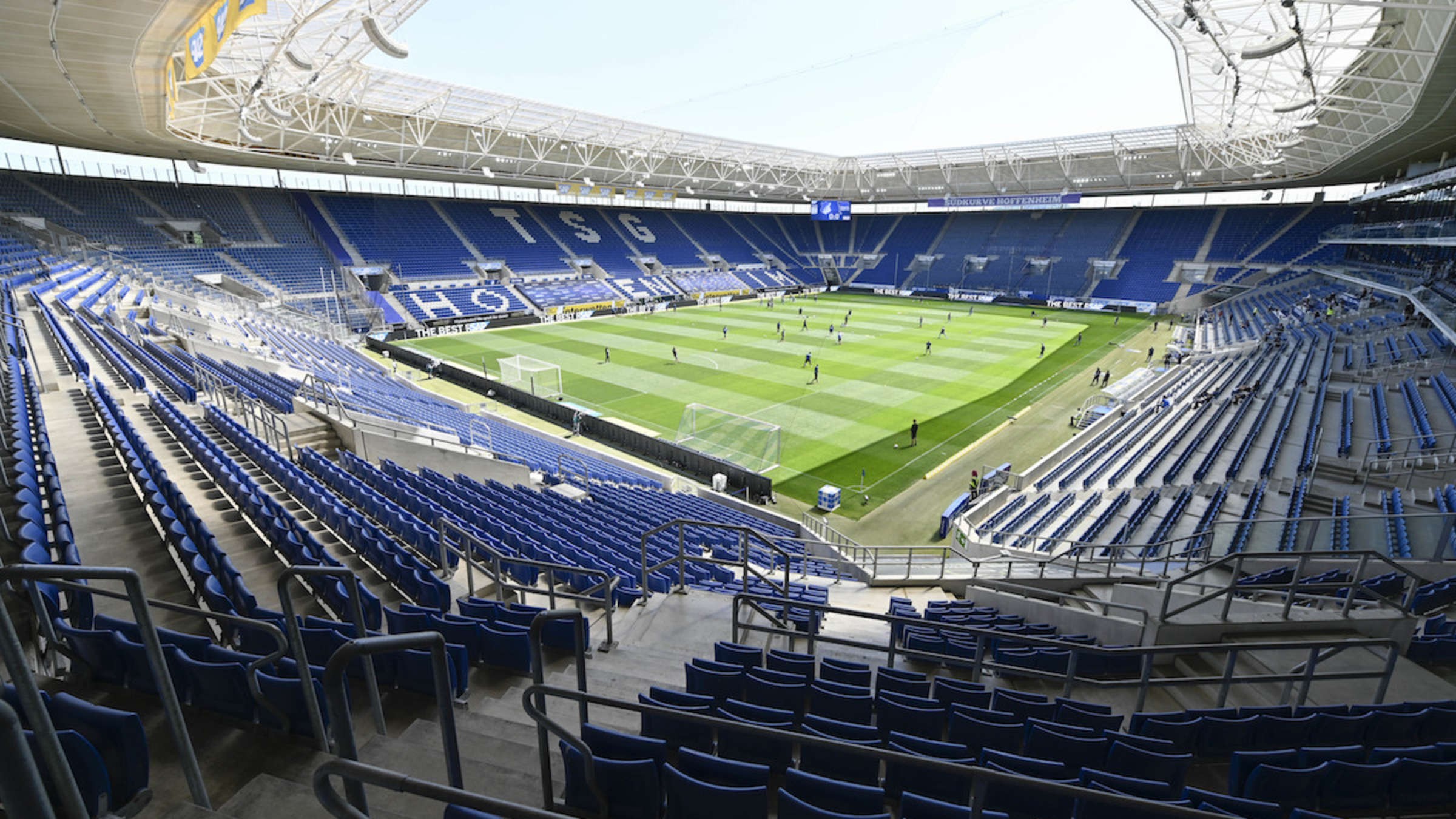 开云体育app-霍芬海姆后卫连续达阵，助球队取胜