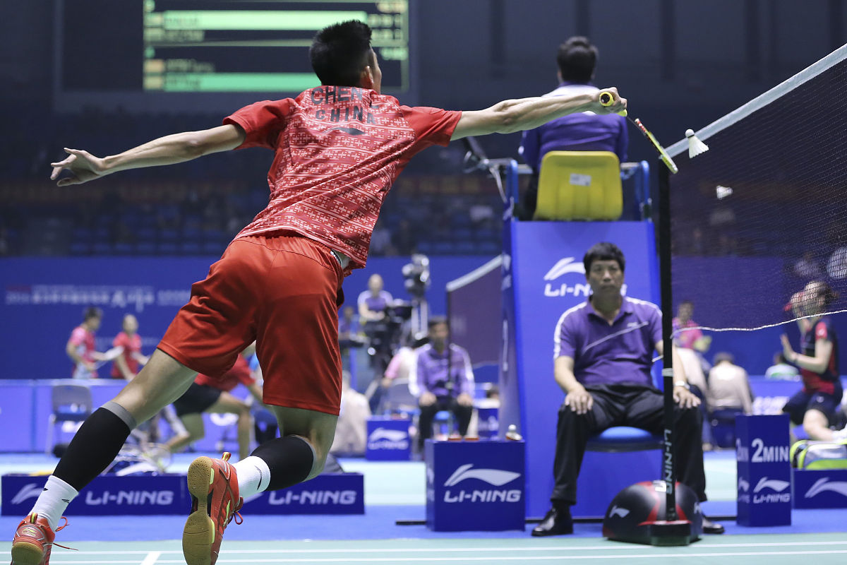 荷兰羽毛球选手逆风翻盘,成功晋级四强 荷兰羽毛球选手逆风翻盘,成功晋级四强