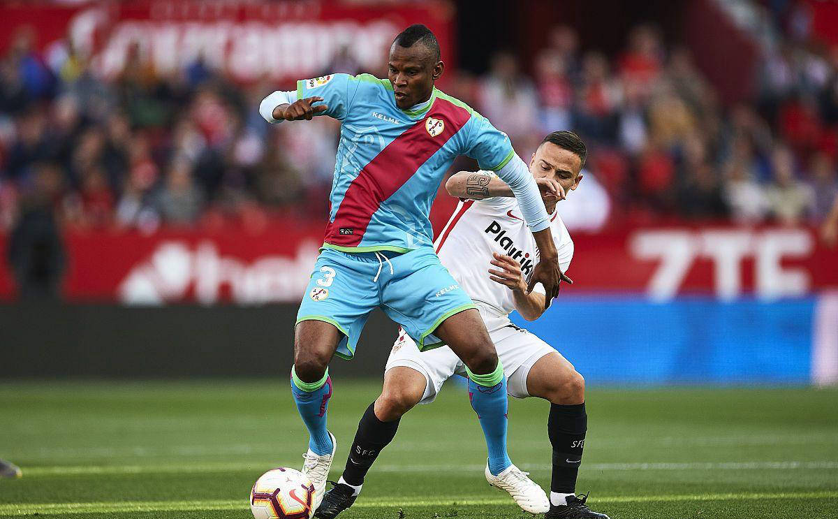 博尔顿主场逼平深圳队,力保不败记录的简单介绍 博尔顿主场逼平深圳队,力保不败记录的简单介绍