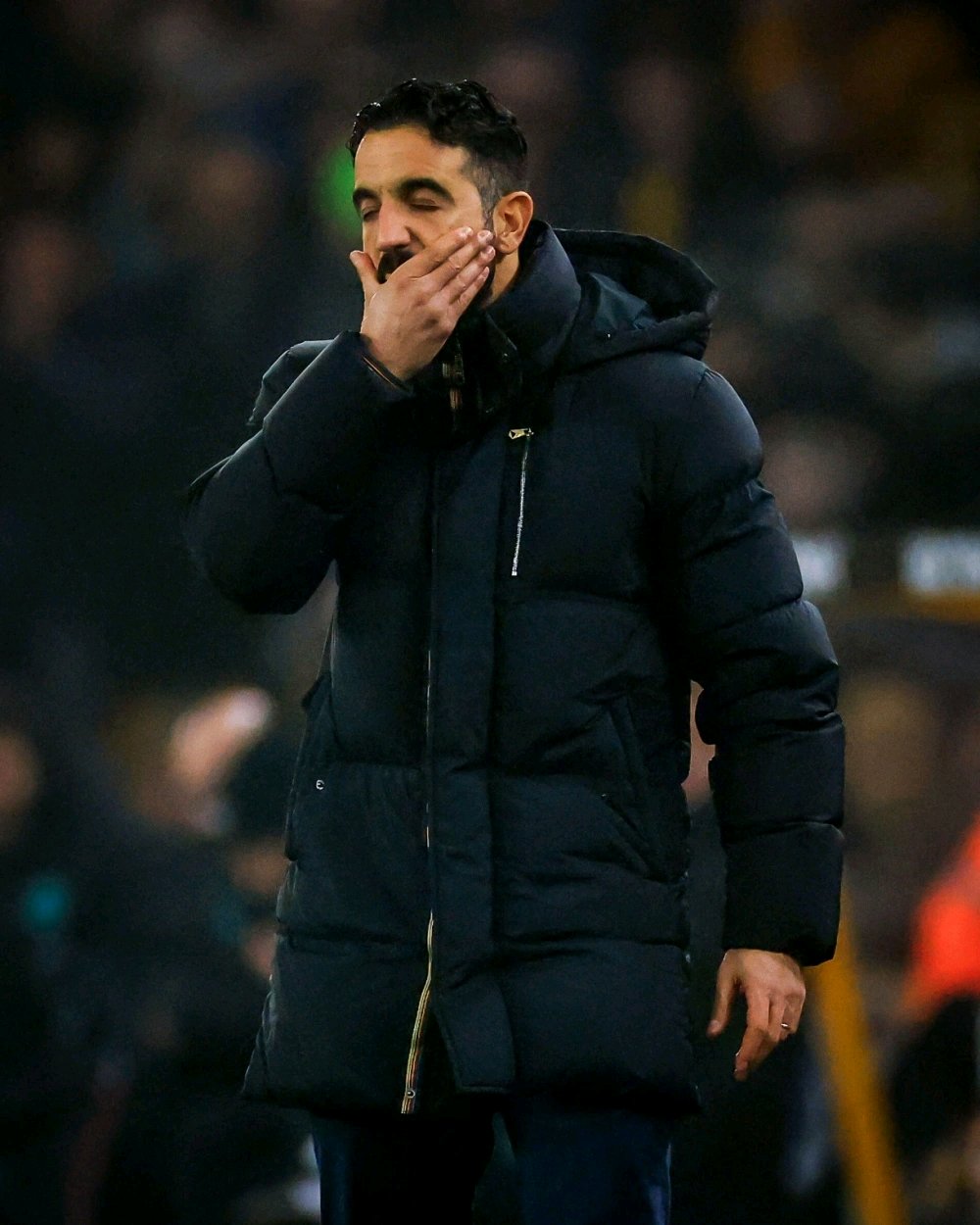 开云体育中国-曼联中场核心状态回升，有望逆转颓势