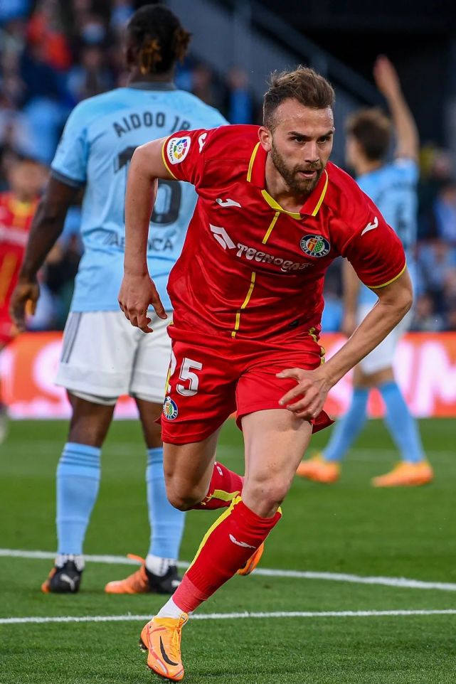 开云体育在线-包含布里斯托城取胜收获三分，保级形式明朗的词条