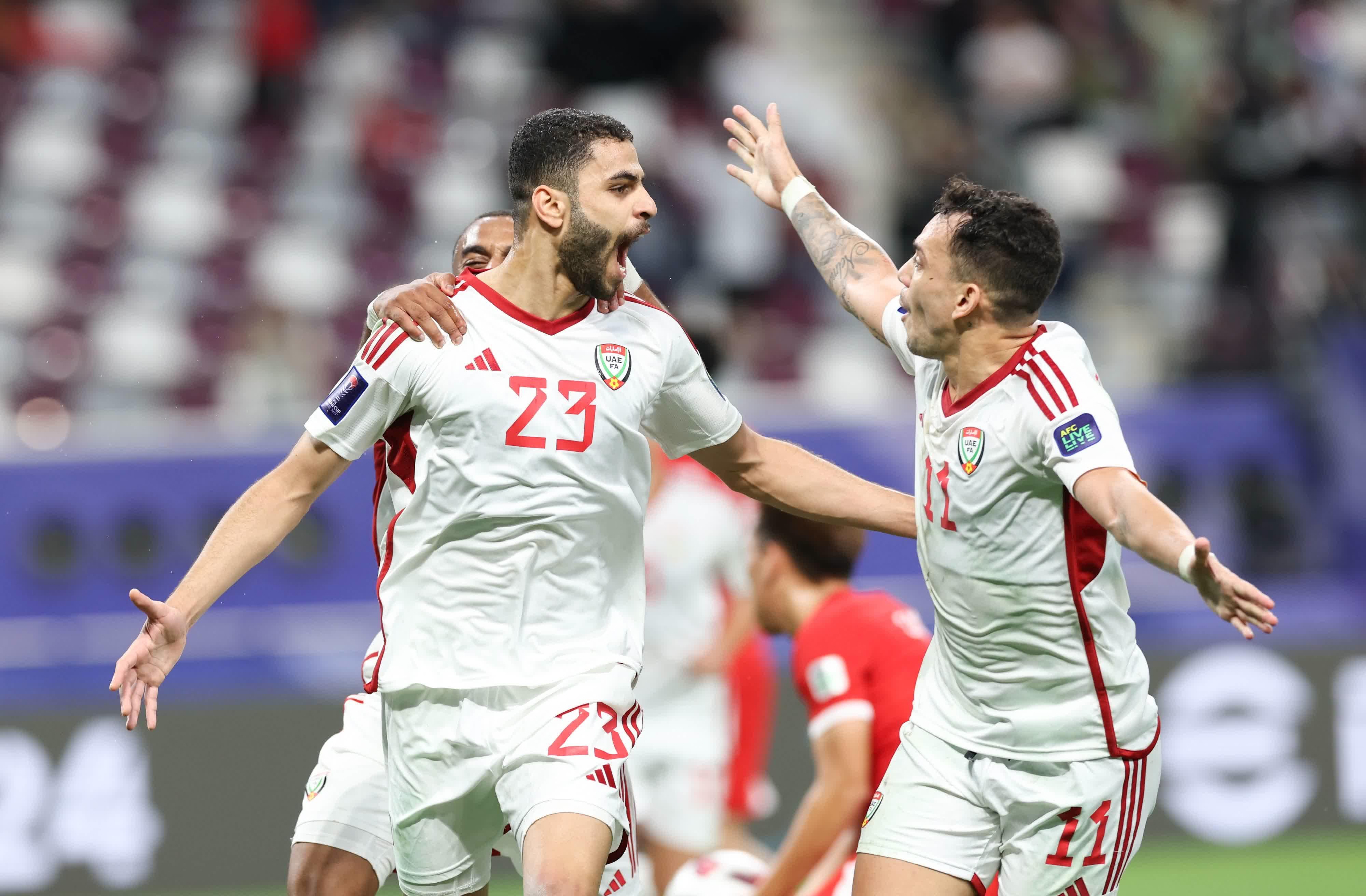 开云APP-卡塔尔球队火力全开，横扫对手