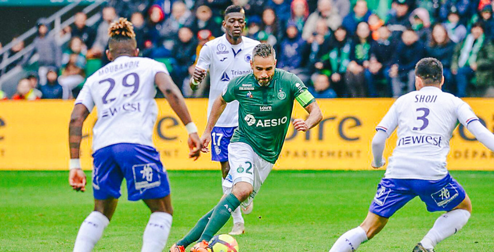 关于摩纳哥不敌圣埃蒂安，陷入困境的信息