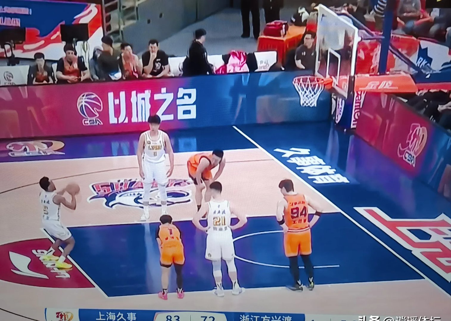 开云平台-篮球联赛最近一场对抗山东与浙江的激烈较量