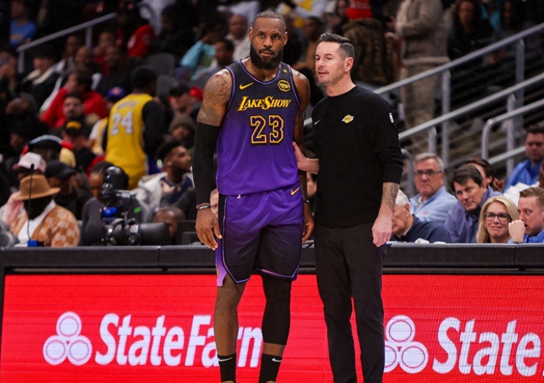 湖人客场憾负鹈鹕，遭遇两连败