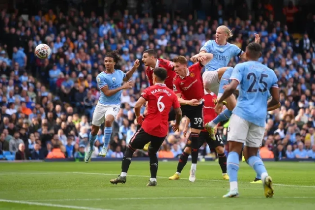 包含猛龙惨败，球员互相指责之争加剧的词条