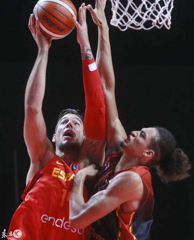 荷兰队将与比利时展开热身赛为明年欧锦赛做准备的简单介绍