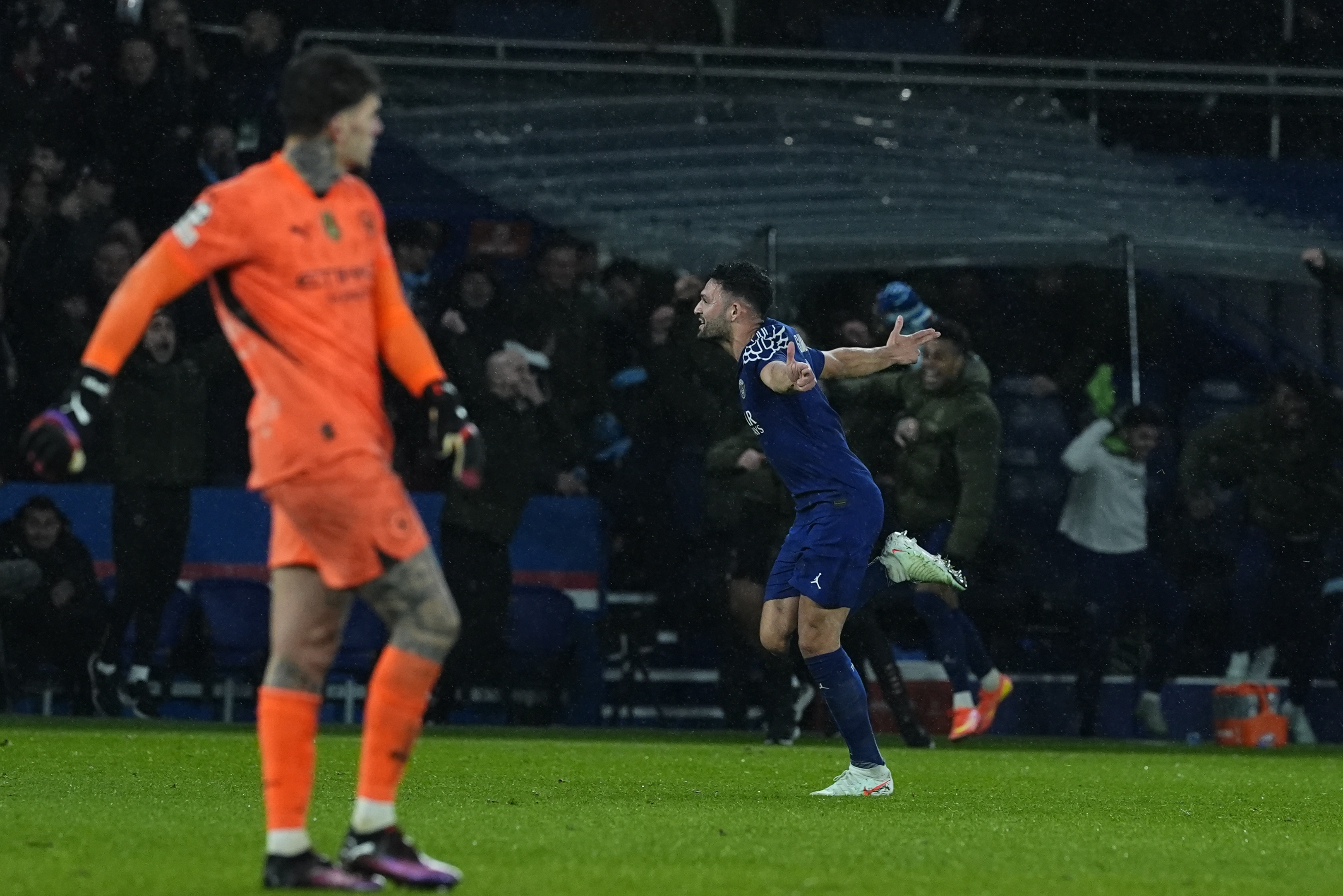 巴黎圣日耳曼大胜图卢兹，继续领跑的简单介绍