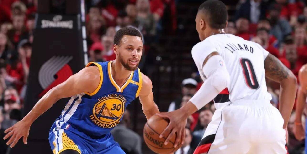 开云体育APP下载-勇士连胜结束，不敌开拓者